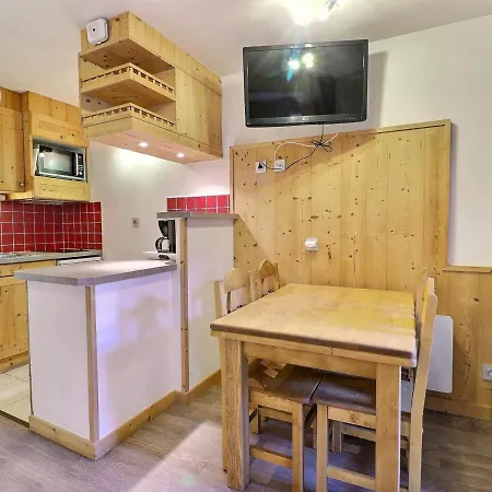 Apartment 3* Pour 4 Pers. Avec Balcon, Skis Aux Pieds, Proche Commerces Et Remontees Mecaniques - Fr-1-182-193