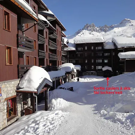 3* Pour 4 Pers. Avec Balcon, Skis Aux Pieds, Proche Commerces Et Remontees Mecaniques - Fr-1-182-193 Les Allues